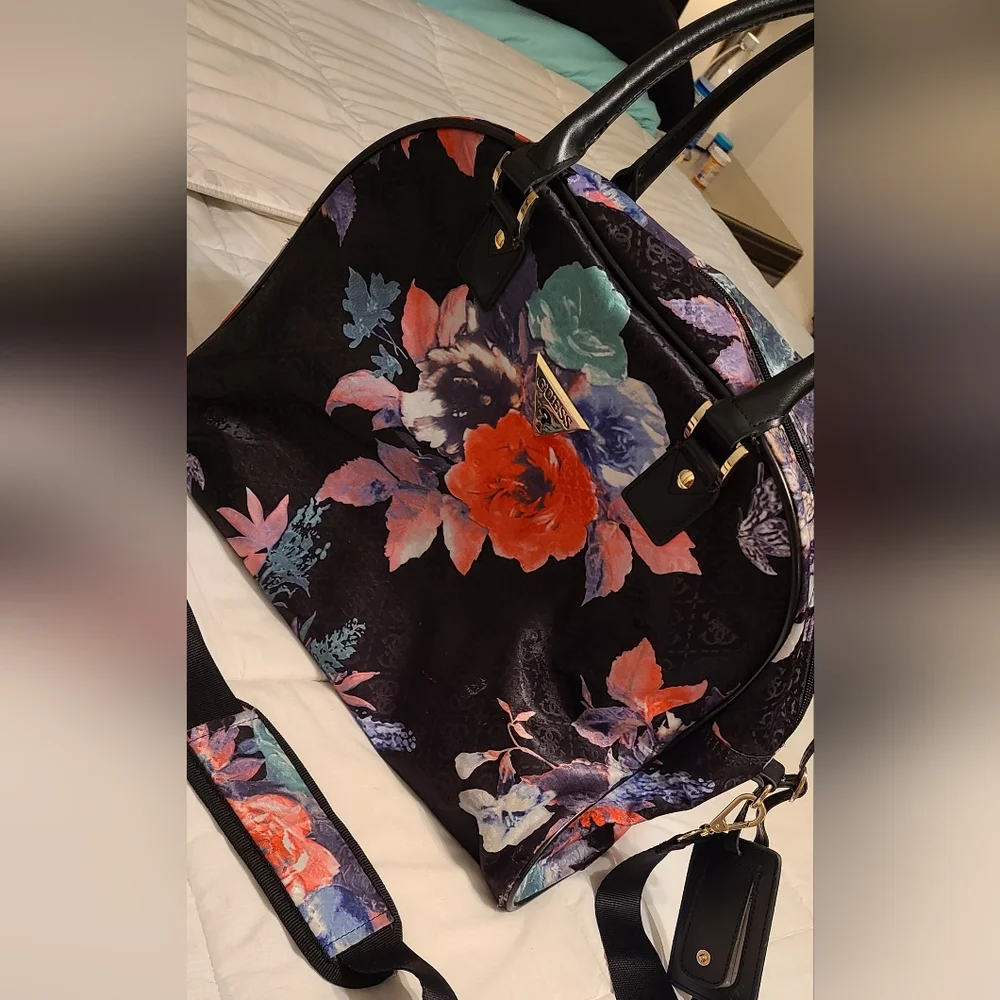Duffel bag - Picture 1 of 5